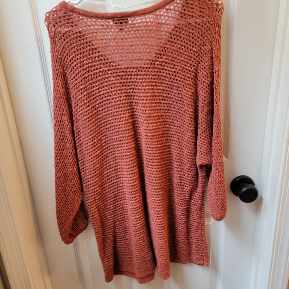 Wide Stitch Sweater - Picture 2 of 3